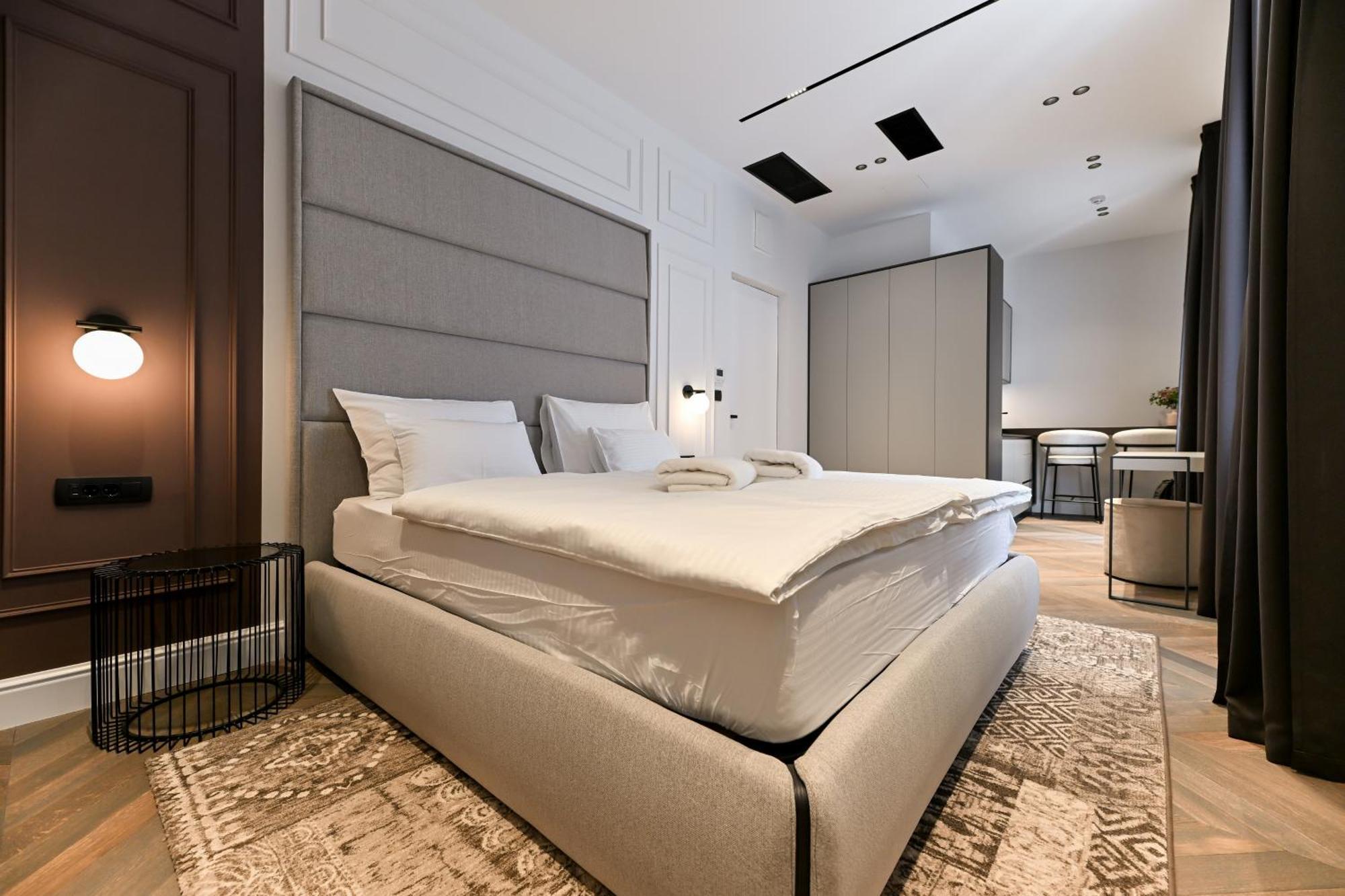 Three Pearls Deluxe Rooms & Studios Zadar Luaran gambar