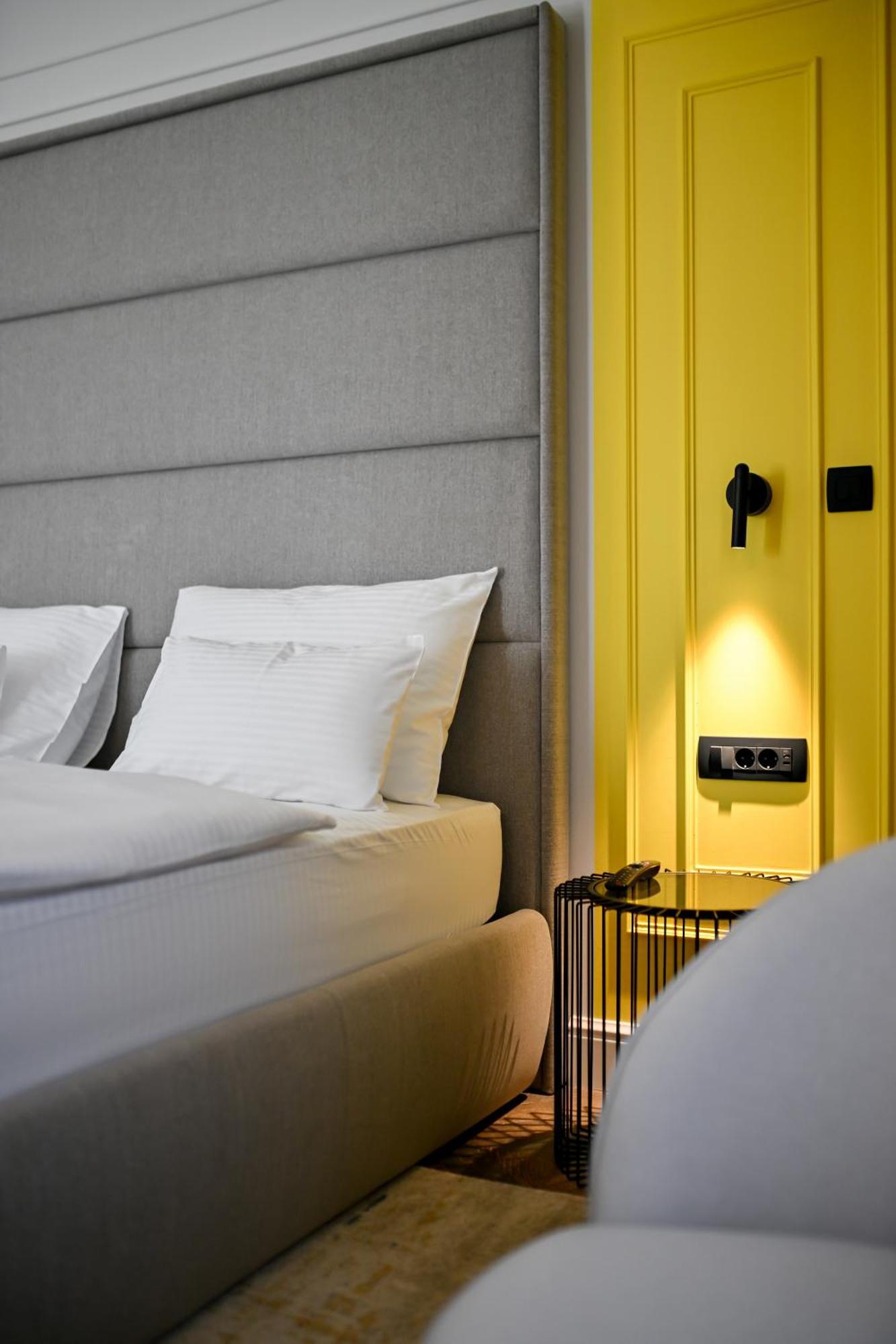 Three Pearls Deluxe Rooms & Studios Zadar Luaran gambar