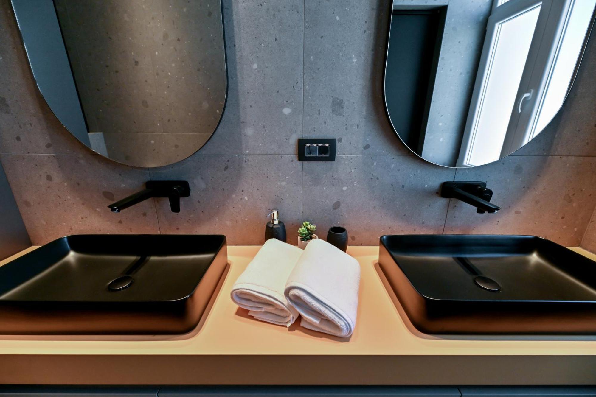 Three Pearls Deluxe Rooms & Studios Zadar Luaran gambar