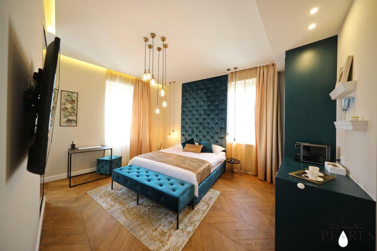 Three Pearls Deluxe Rooms & Studios Zadar Luaran gambar