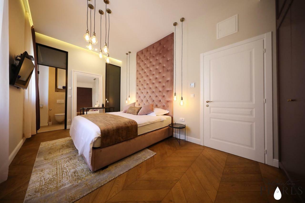 Three Pearls Deluxe Rooms & Studios Zadar Luaran gambar