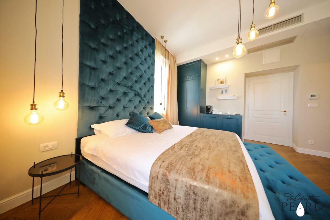 Three Pearls Deluxe Rooms & Studios Zadar Luaran gambar