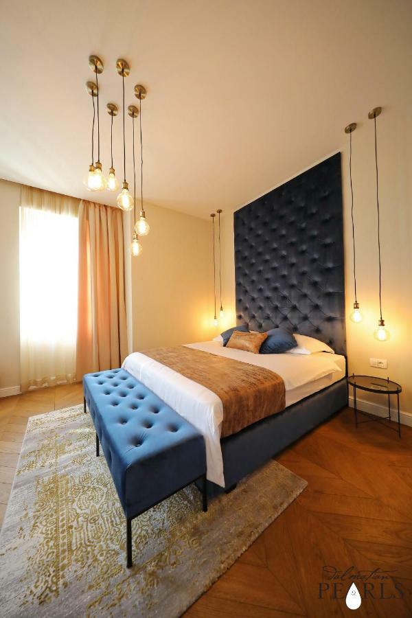 Three Pearls Deluxe Rooms & Studios Zadar Luaran gambar