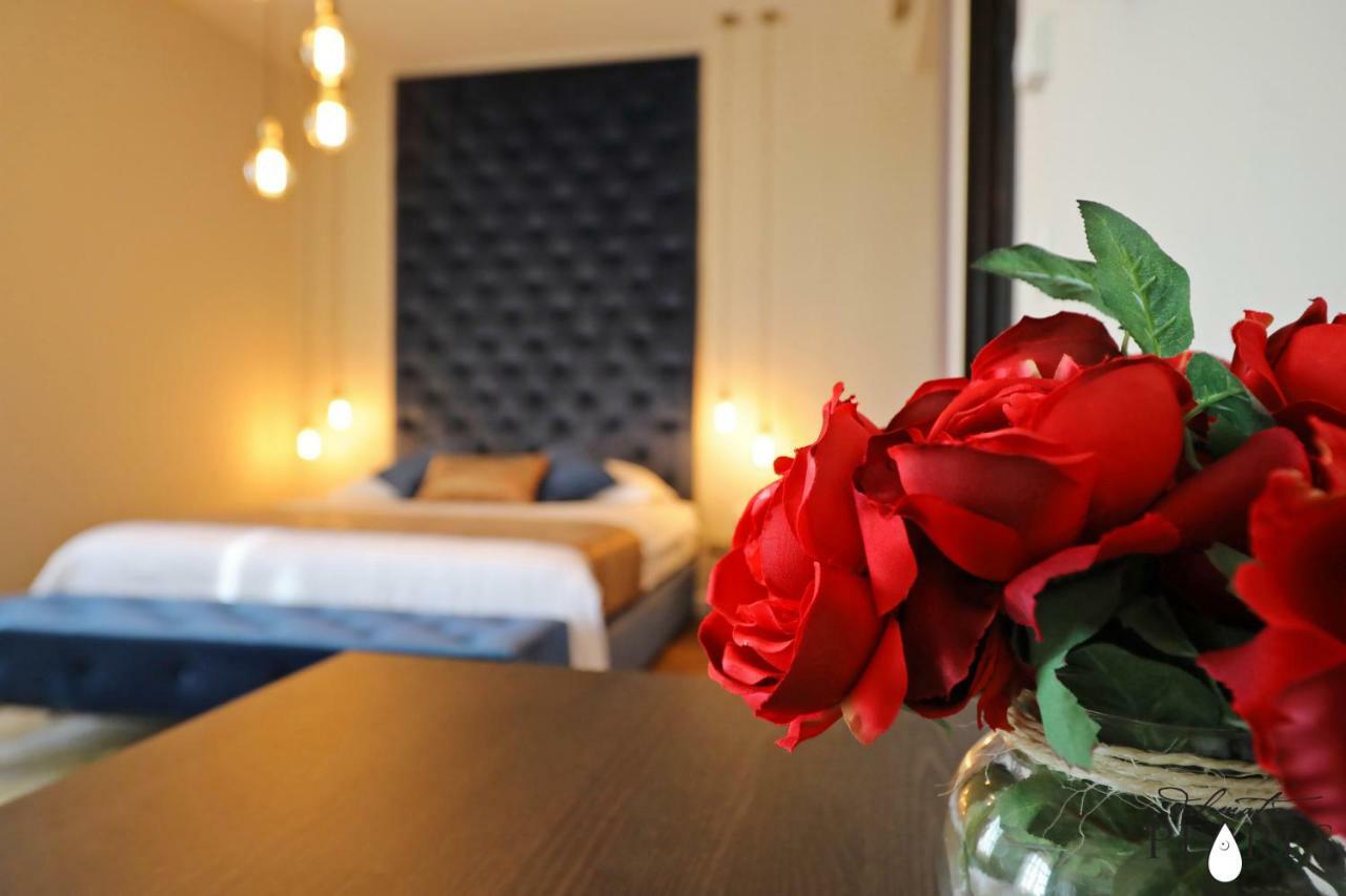 Three Pearls Deluxe Rooms & Studios Zadar Luaran gambar
